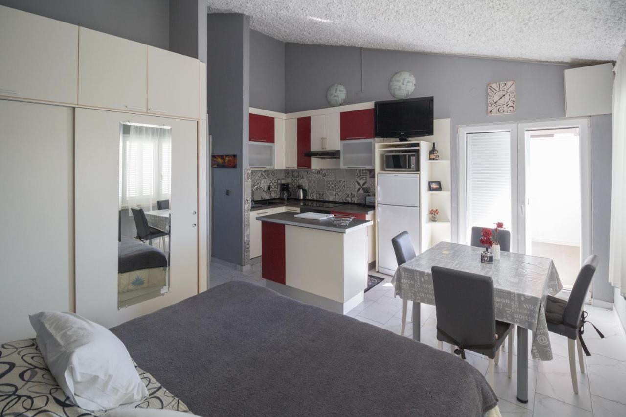 Holiday House Zaton Нин Экстерьер фото