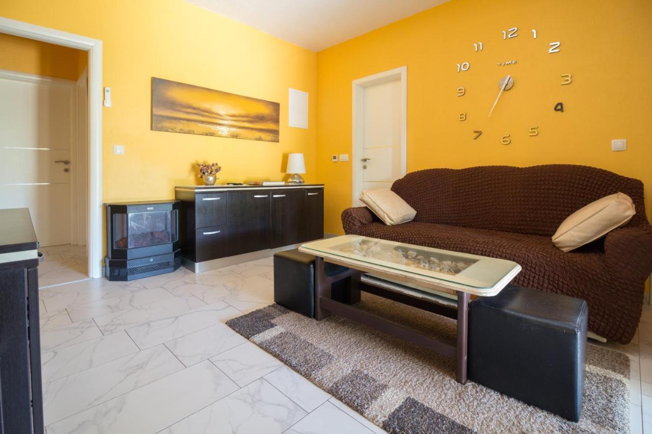 Holiday House Zaton Нин Экстерьер фото