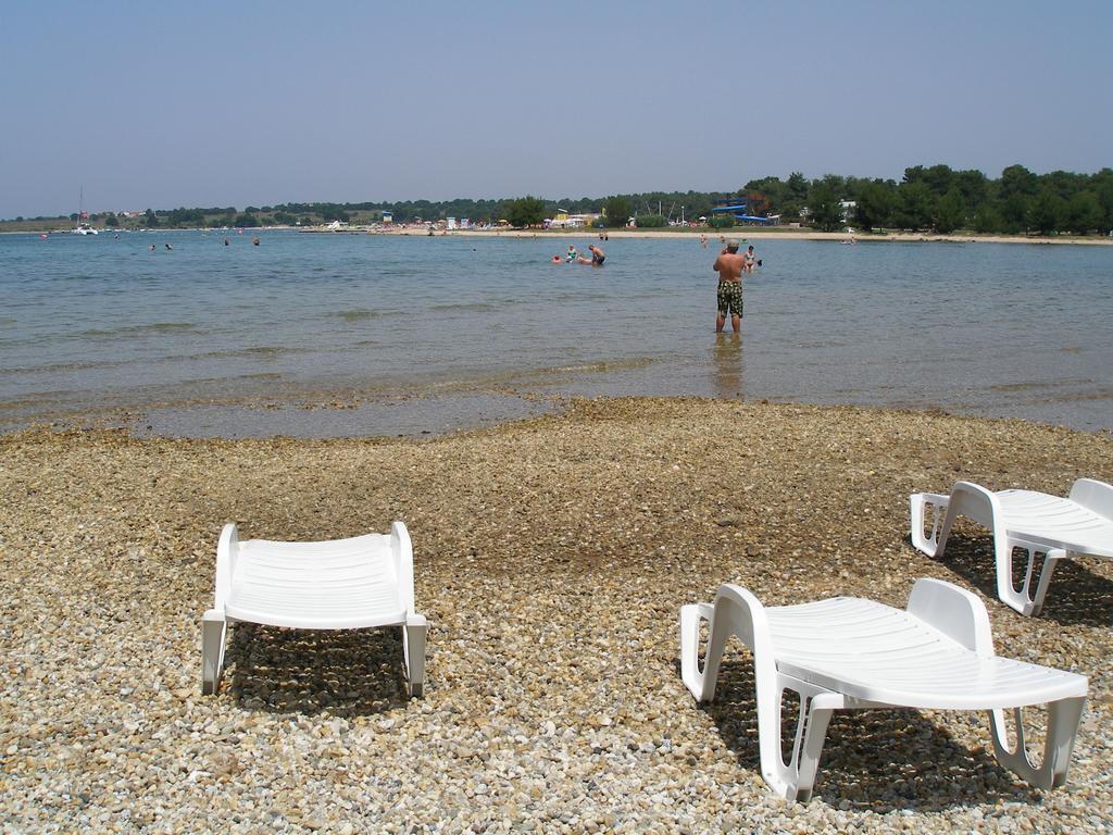 Holiday House Zaton Нин Экстерьер фото