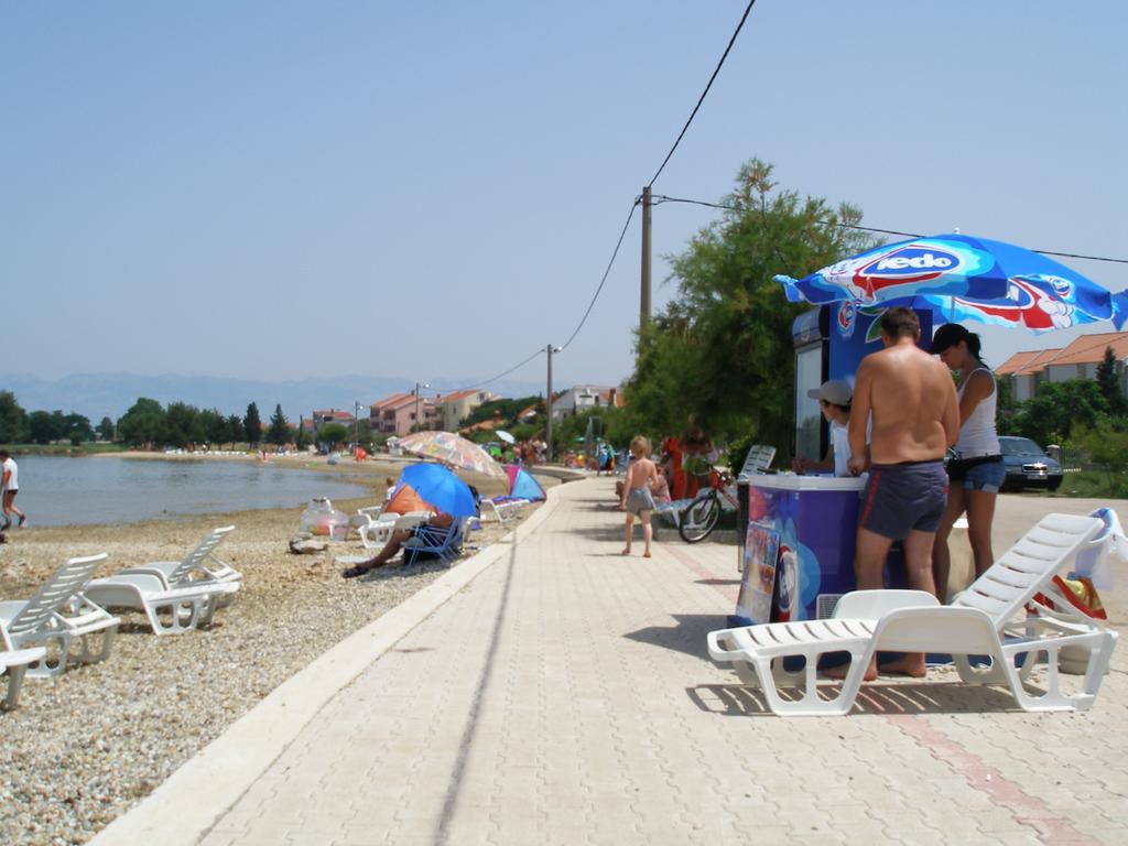 Holiday House Zaton Нин Экстерьер фото