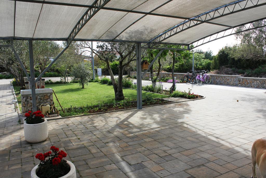 Holiday House Zaton Нин Экстерьер фото