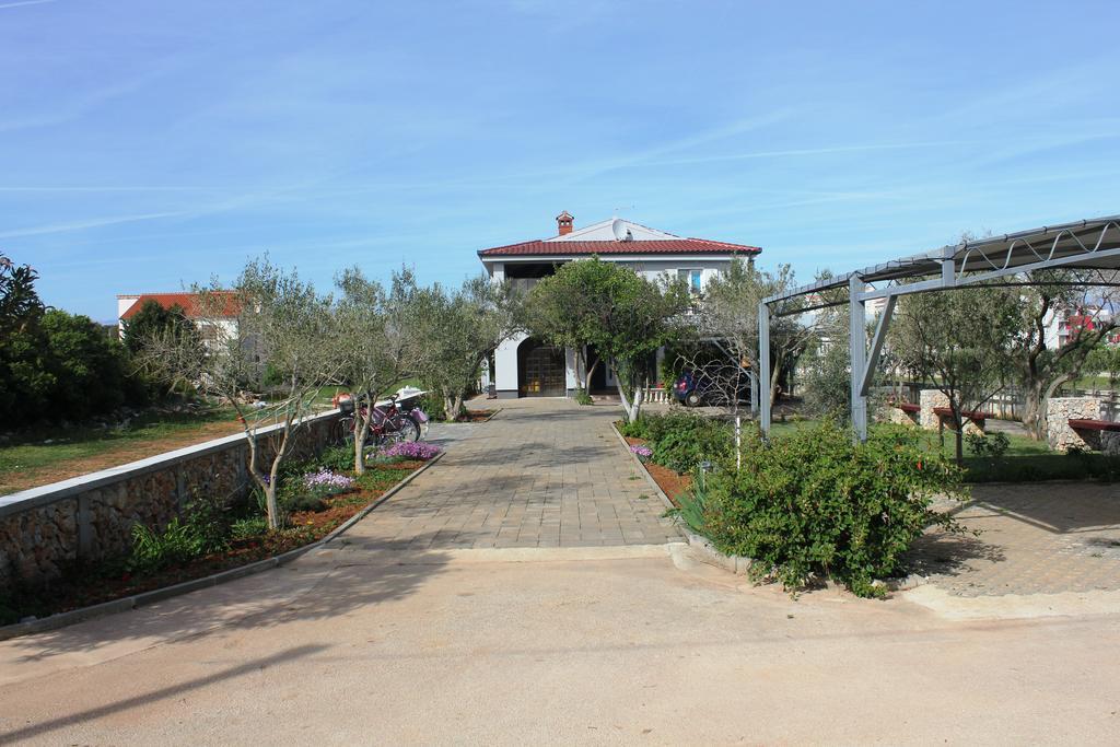 Holiday House Zaton Нин Экстерьер фото