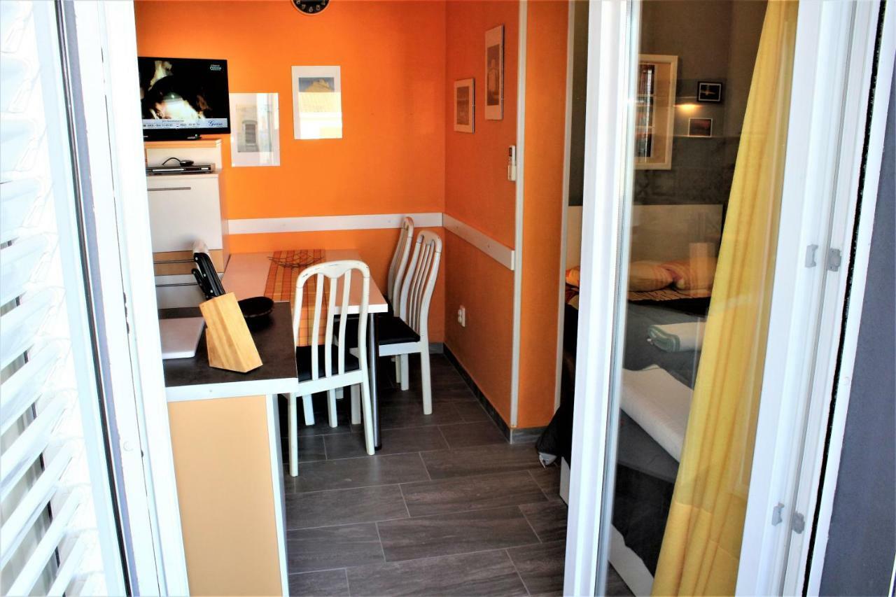 Holiday House Zaton Нин Экстерьер фото