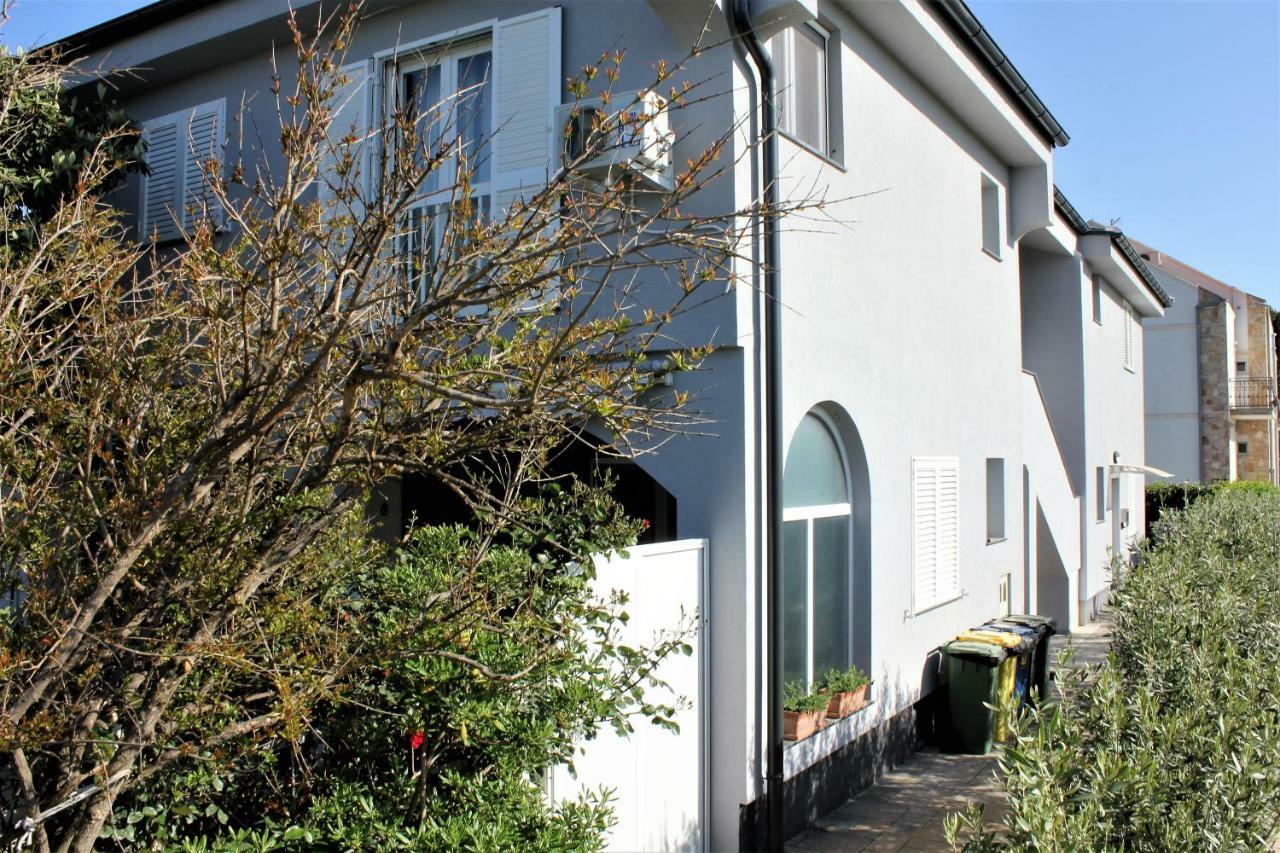 Holiday House Zaton Нин Экстерьер фото